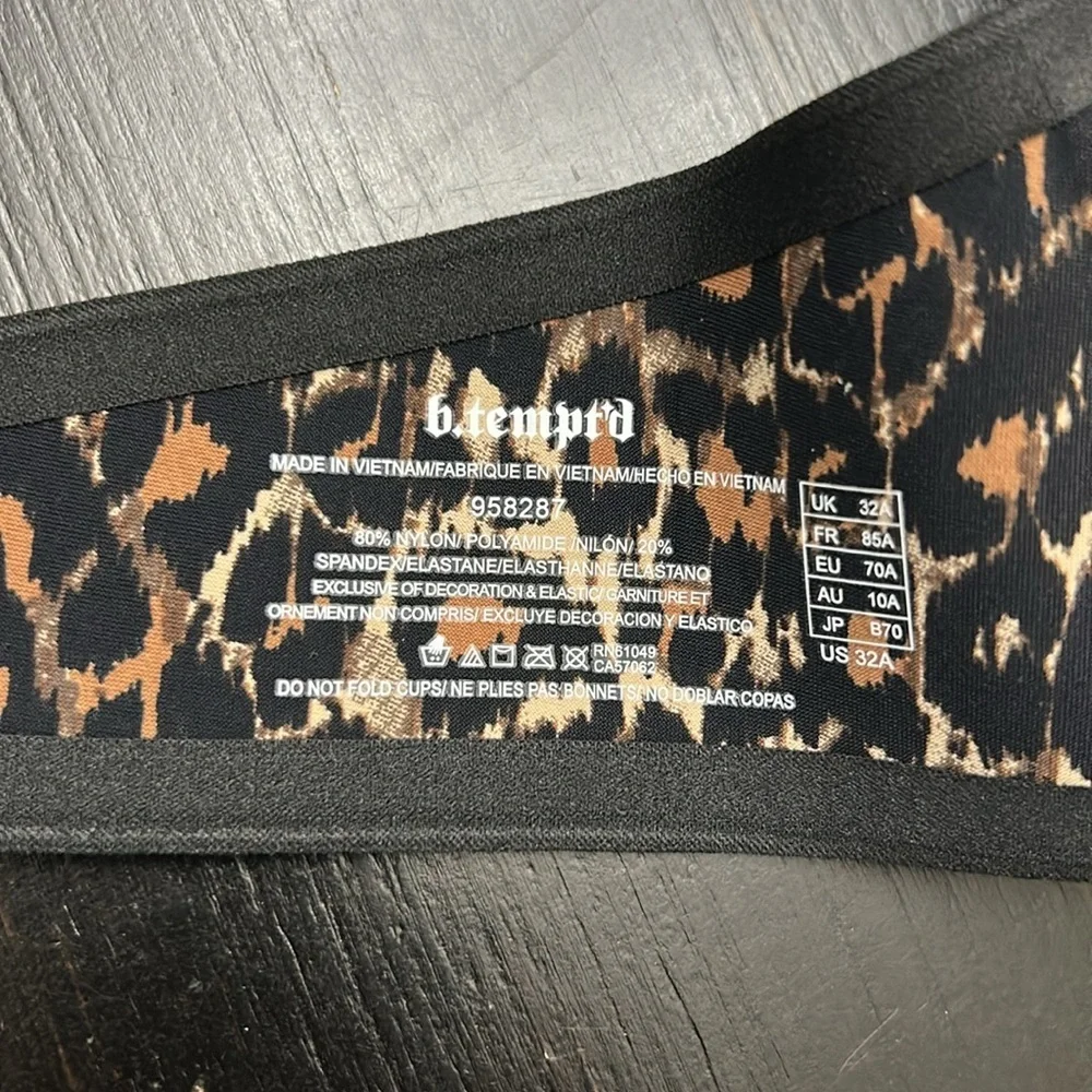 Wacoal fabric type